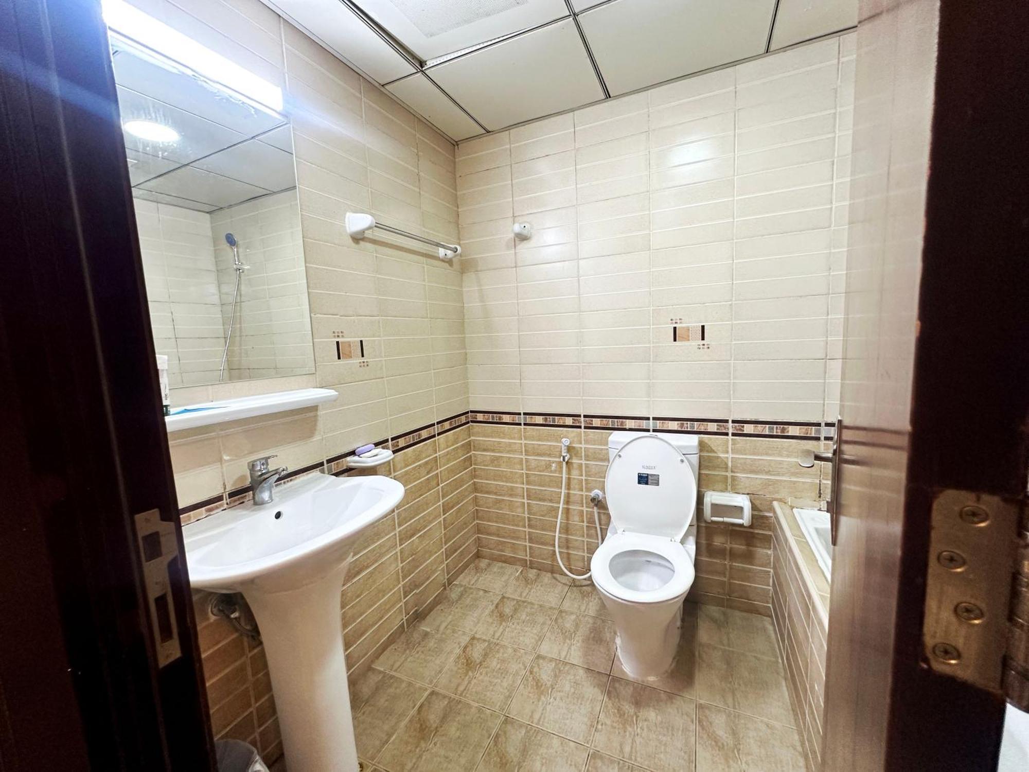 Horizon View Partition In Barsha Heights Near Metro Privatunterkunft